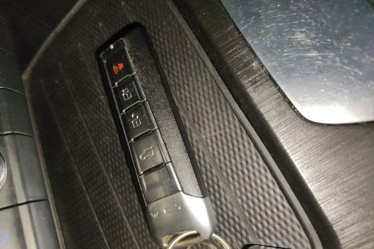 Used Wey VV5 2021 1.5T Two-Wheel Drive Smart Pioneer Vehicle Key