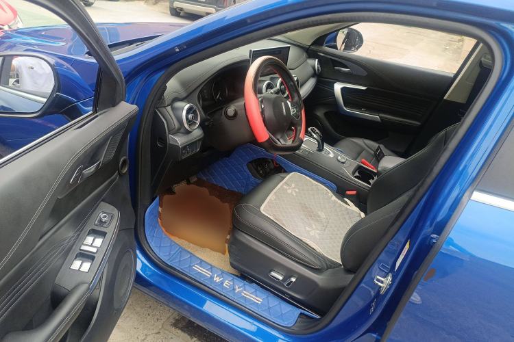 Used Wey VV5 2021 1.5T Two-Wheel Drive Color Pioneer Driver Seat