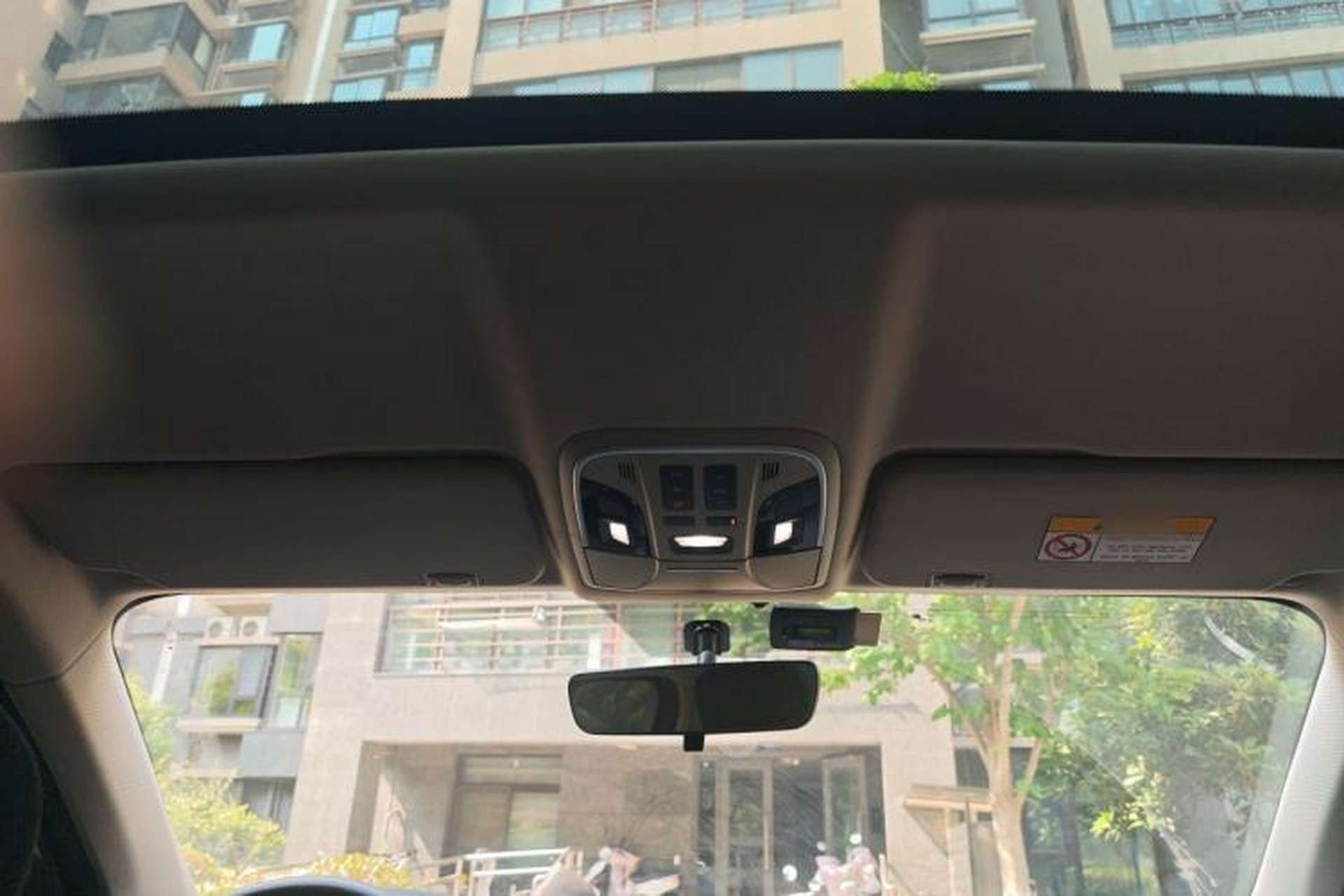 Used Wey VV5 2021 1.5T Two-Wheel Drive Color Pioneer Headliner