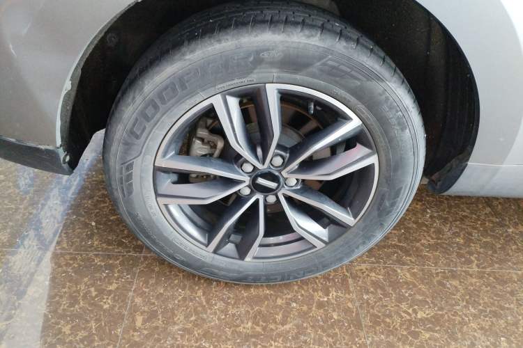 Used Wey VV5 2021 1.5T Two-Wheel Drive Smart Pioneer Exterior 8