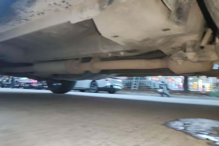 Used Wey VV5 2021 1.5T Two-Wheel Drive Smart Pioneer Chassis Front Right