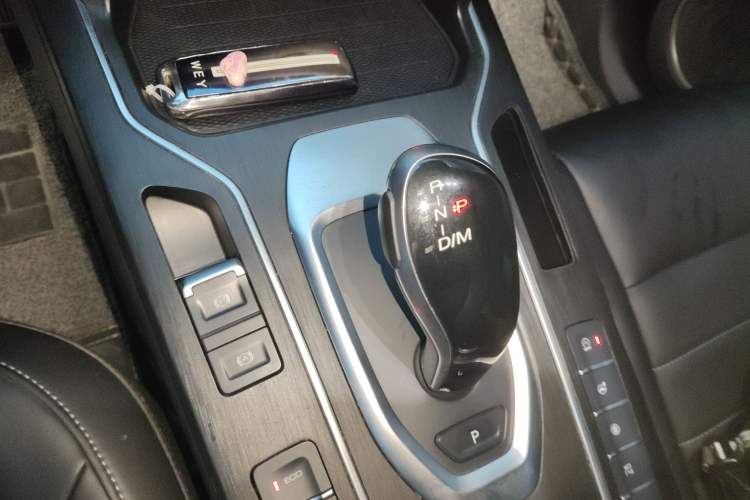 Used Wey VV5 2021 1.5T Two-Wheel Drive Smart Pioneer Gear Lever