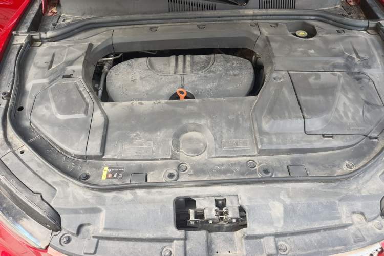 Used Wey VV5 2021 1.5T Two-Wheel Drive Color Pioneer Engine Bay