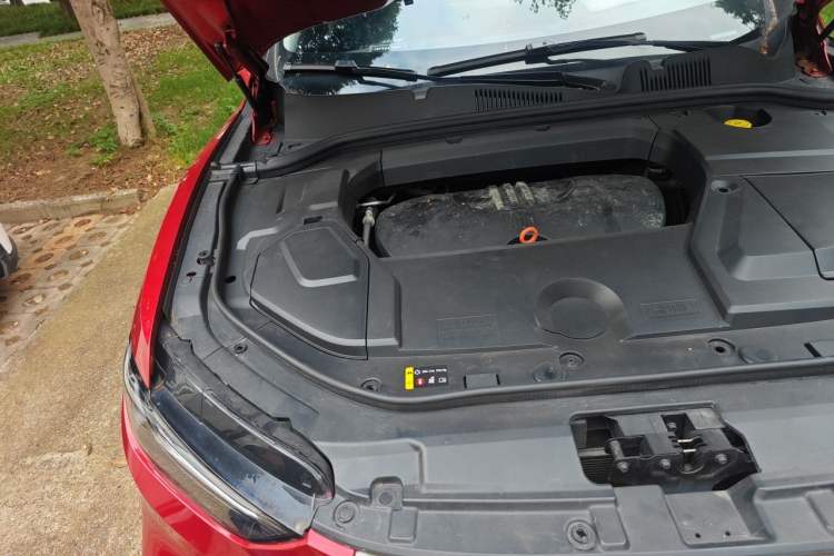 Used Wey VV5 2021 1.5T Two-Wheel Drive Smart Pioneer Engine Bay Right
