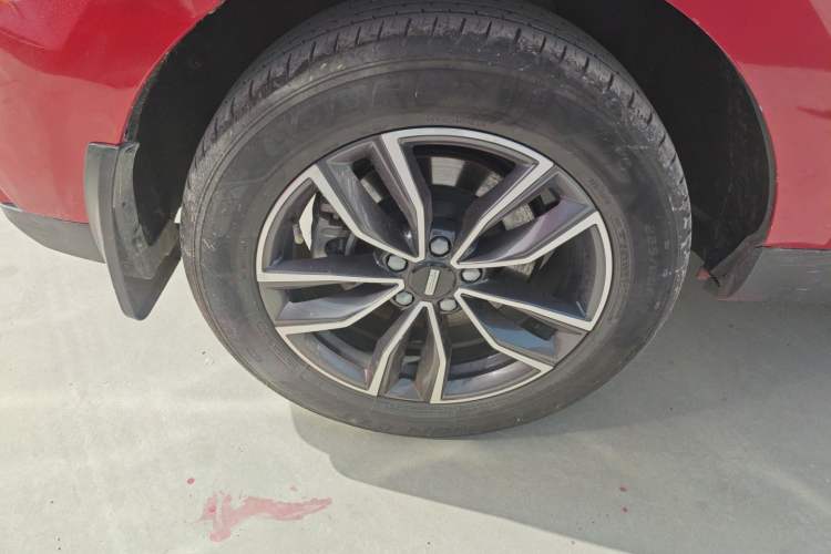 Used Wey VV5 2021 1.5T Two-Wheel Drive Color Pioneer Right Rear Wheel Hub