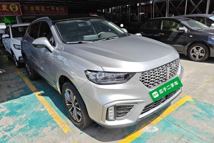 Used Wey VV5 2021 1.5T Two-Wheel Drive Color Pioneer Exterior 2