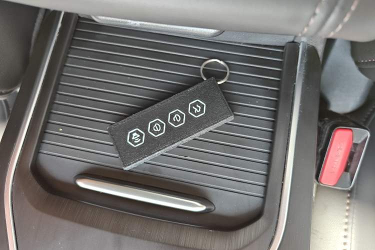 Used Wey VV5 2021 1.5T Two-Wheel Drive Color Pioneer Interior 1