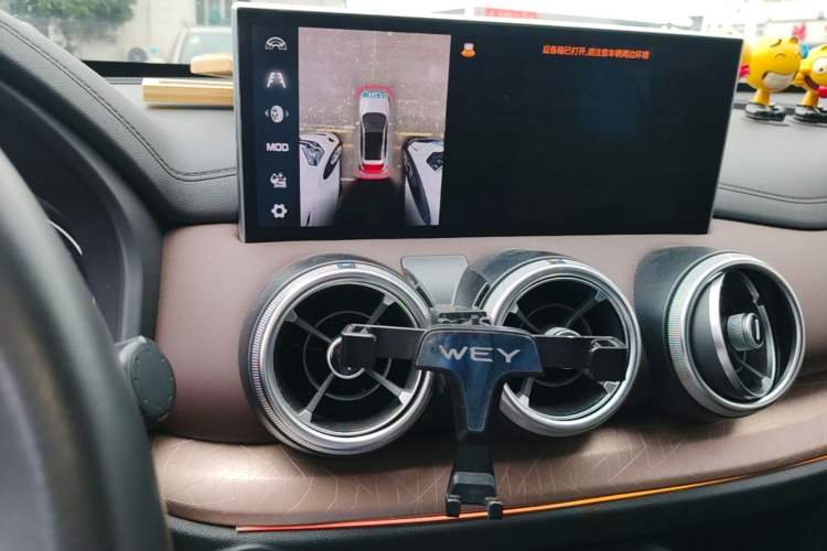 Used Wey VV5 2021 1.5T Two-Wheel Drive Color Pioneer Audio And AC Panel