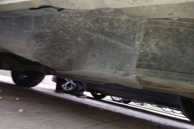 Used Wey VV5 2021 1.5T Two-Wheel Drive Color Pioneer Chassis Rear Left