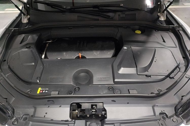Used Wey VV5 2021 1.5T Two-Wheel Drive Color Pioneer Engine Bay
