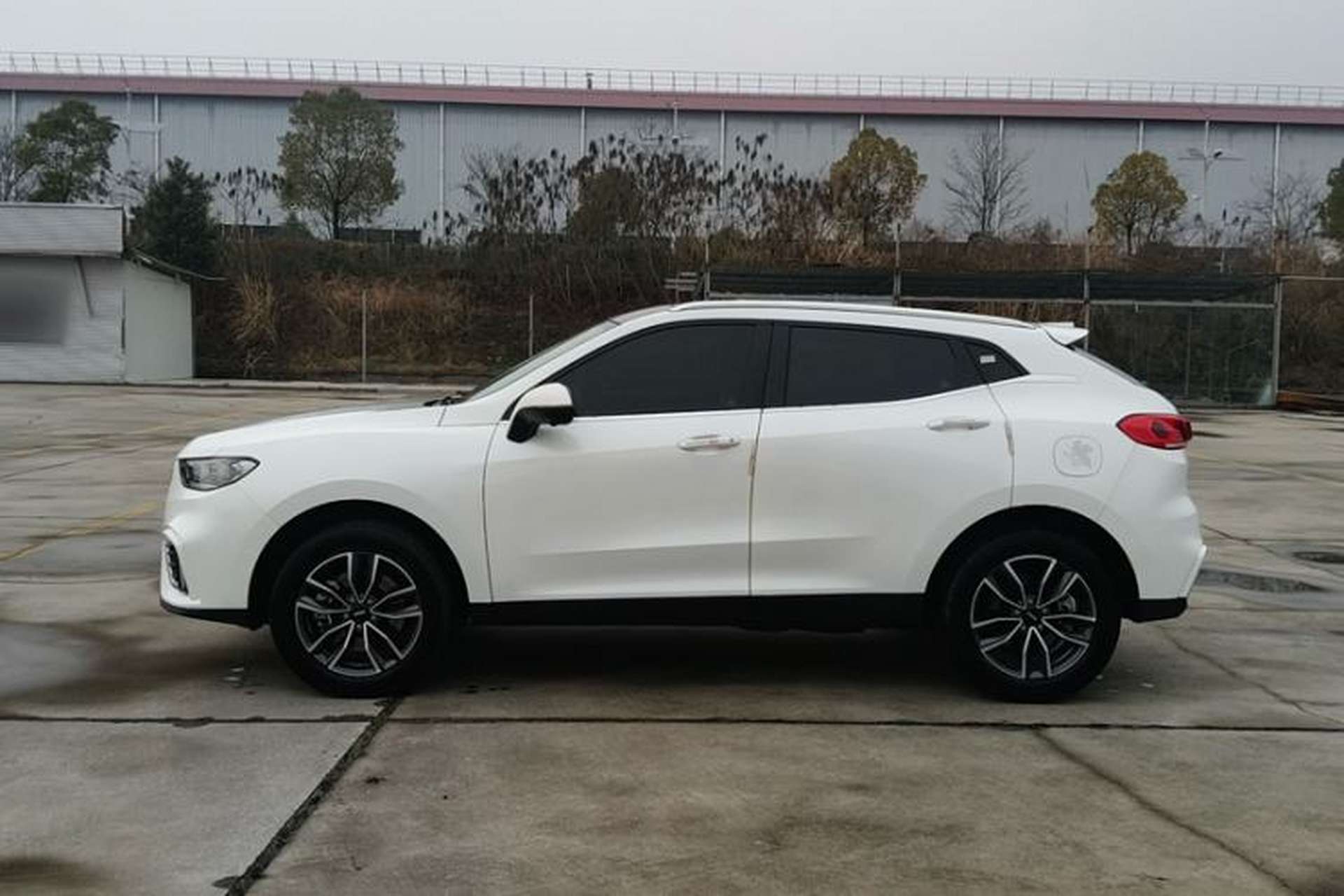 Used Wey VV5 2021 1.5T Two-Wheel Drive Smart Pioneer Exterior 3