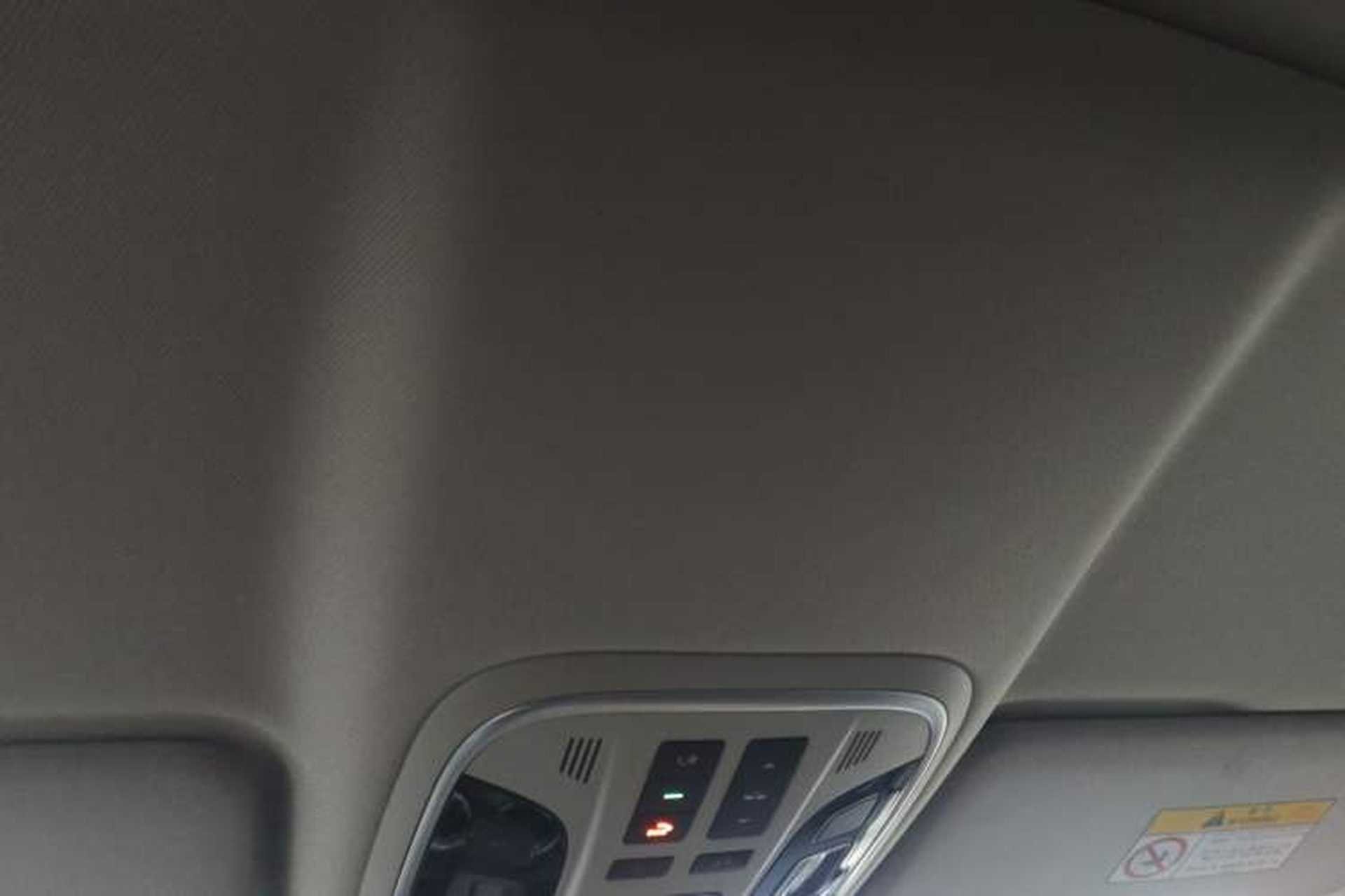 Used Wey VV5 2021 1.5T Two-Wheel Drive Color Pioneer Headliner