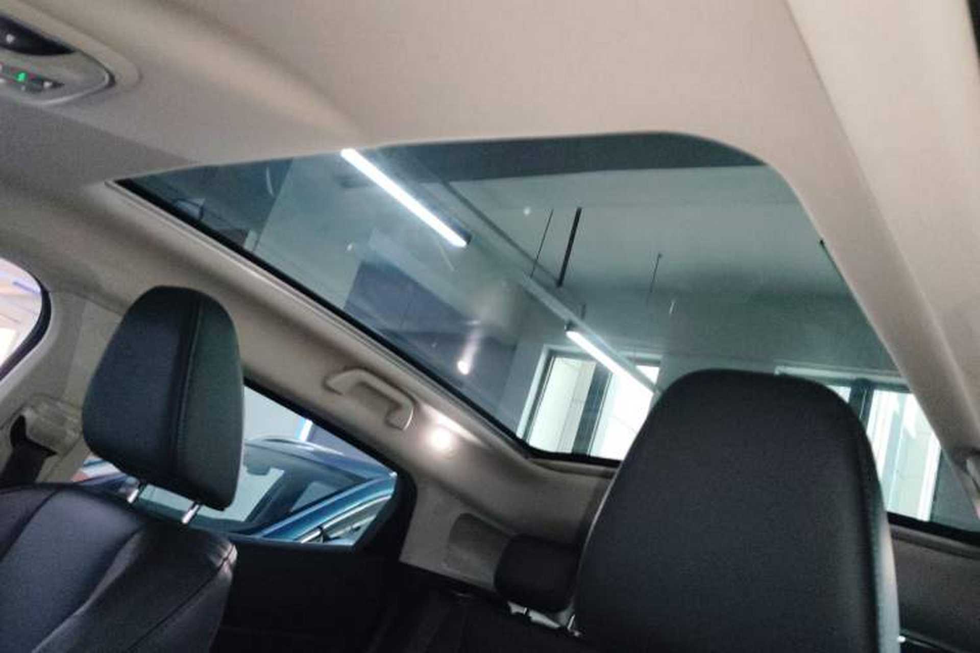 Used Wey VV5 2021 1.5T Two-Wheel Drive Smart Pioneer Headliner