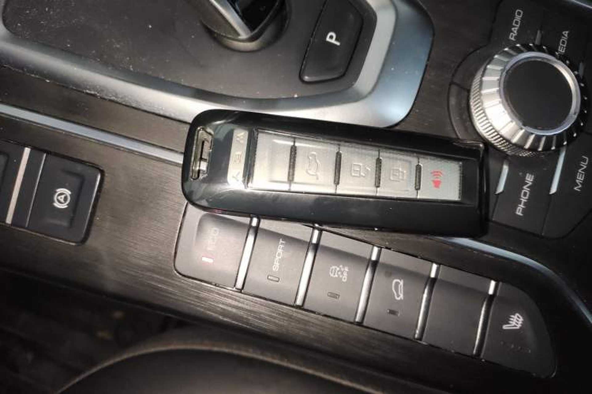 Used Wey VV5 2021 1.5T Two-Wheel Drive Smart Pioneer Interior 1
