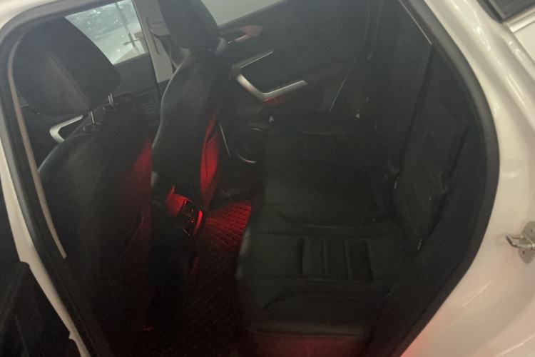 Used Wey VV5 2021 1.5T Two-Wheel Drive Color Pioneer Interior 1