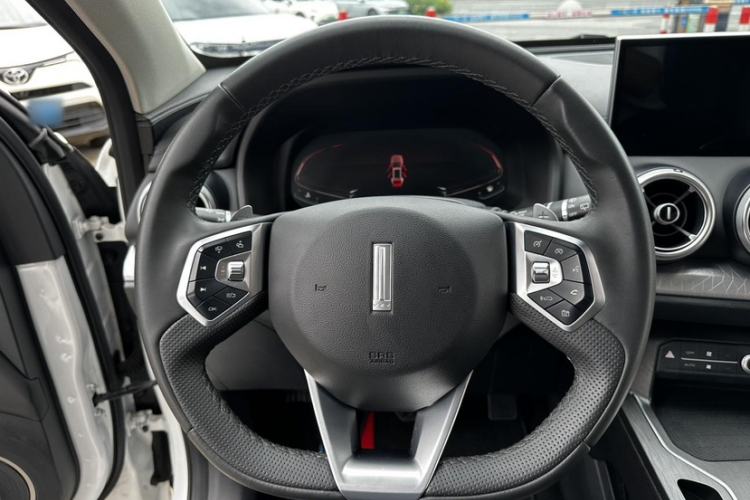 Used Wey VV5 2021 1.5T Two-Wheel Drive Smart Pioneer Interior 11