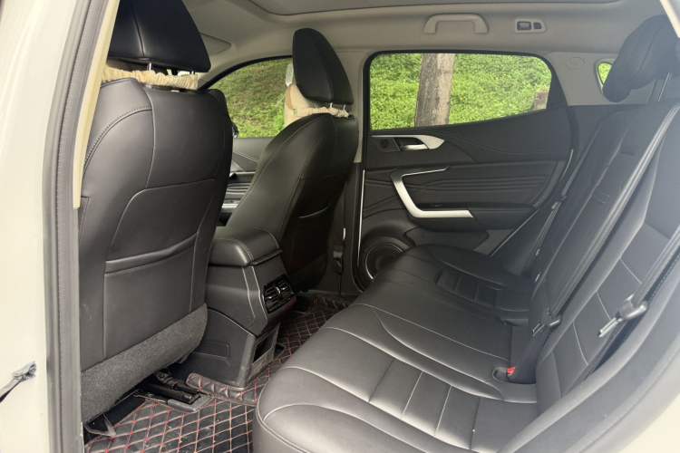 Used Wey VV5 2021 1.5T Two-Wheel Drive Smart Pioneer Interior 4