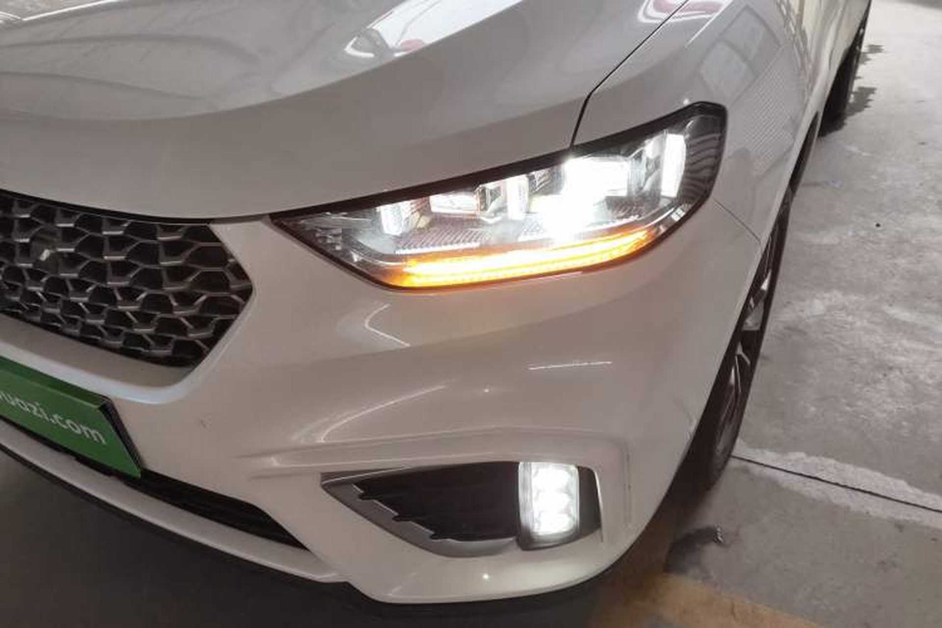 Used Wey VV5 2021 1.5T Two-Wheel Drive Smart Pioneer Left Front Headlight