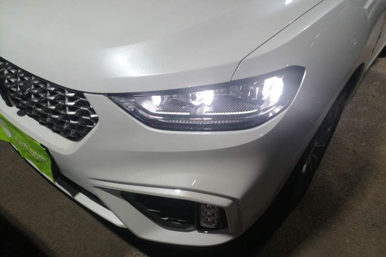 Used Wey VV5 2021 1.5T Two-Wheel Drive Color Pioneer Left Front Headlight