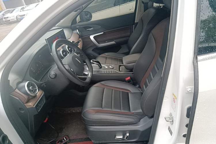 Used Wey VV5 2021 1.5T Two-Wheel Drive Smart Pioneer Left Front Seat