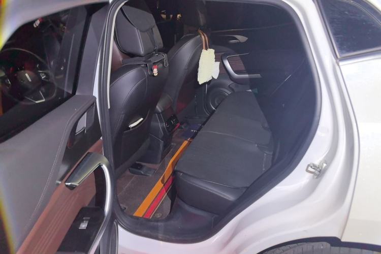 Used Wey VV5 2021 1.5T Two-Wheel Drive Smart Pioneer Left Rear Seat