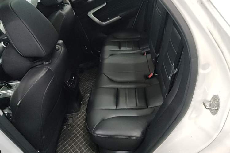 Used Wey VV5 2021 1.5T Two-Wheel Drive Smart Pioneer Left Rear Seat