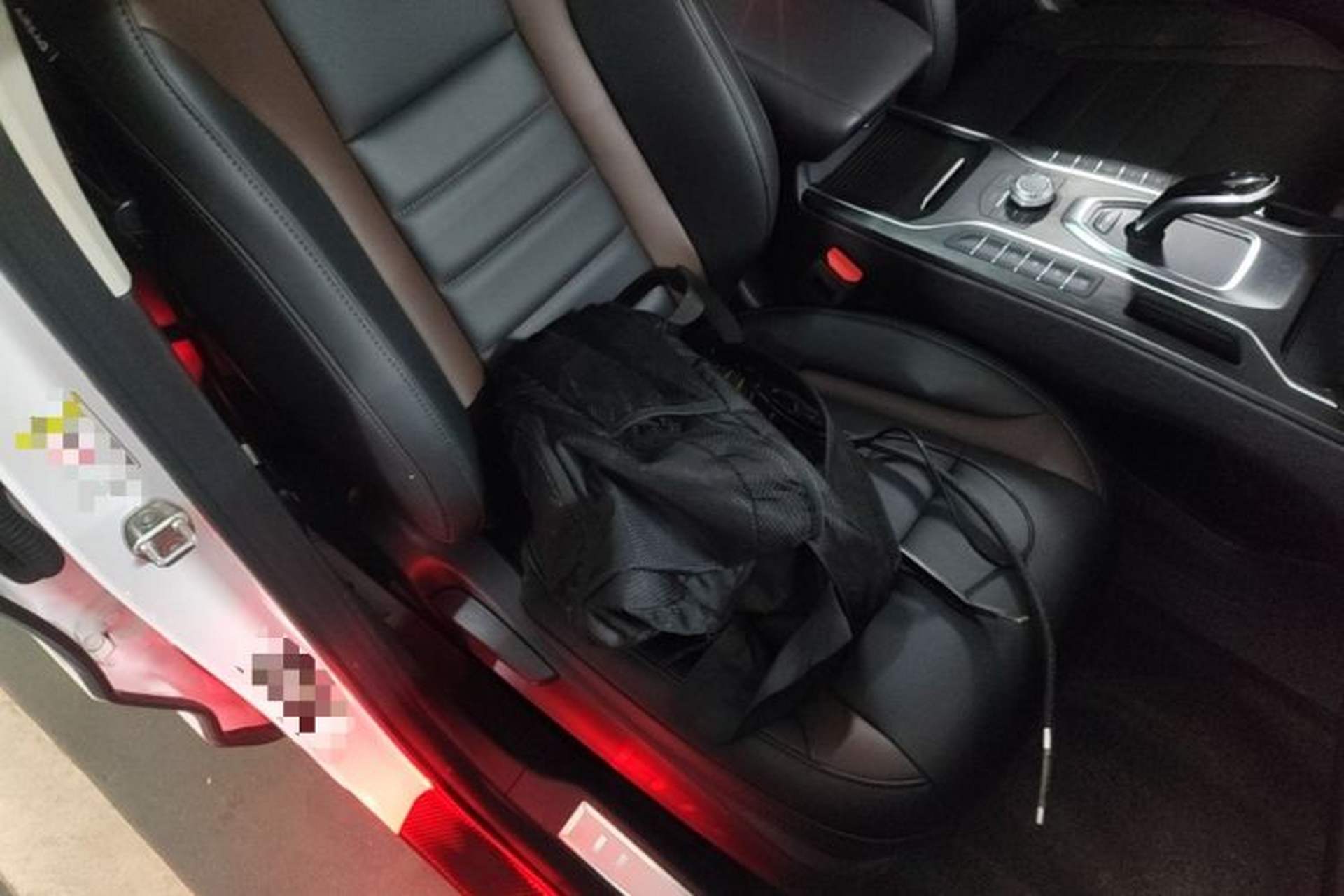 Used Wey VV5 2021 1.5T Two-Wheel Drive Color Pioneer Right Front Seat