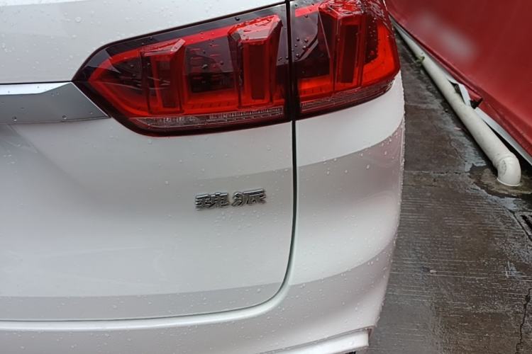 Used Wey VV5 2021 1.5T Two-Wheel Drive Smart Pioneer Right Rear Taillight