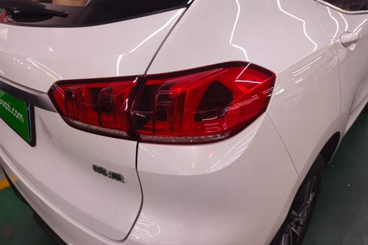Used Wey VV5 2021 1.5T Two-Wheel Drive Color Pioneer Right Rear Taillight