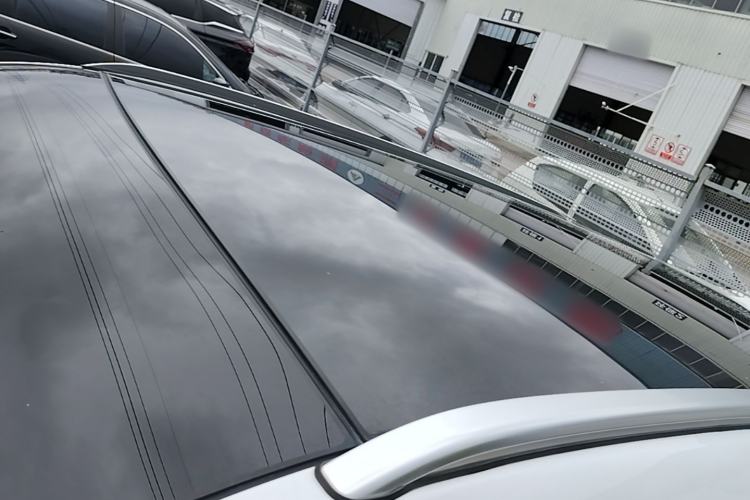 Used Wey VV5 2021 1.5T Two-Wheel Drive Color Pioneer Roof