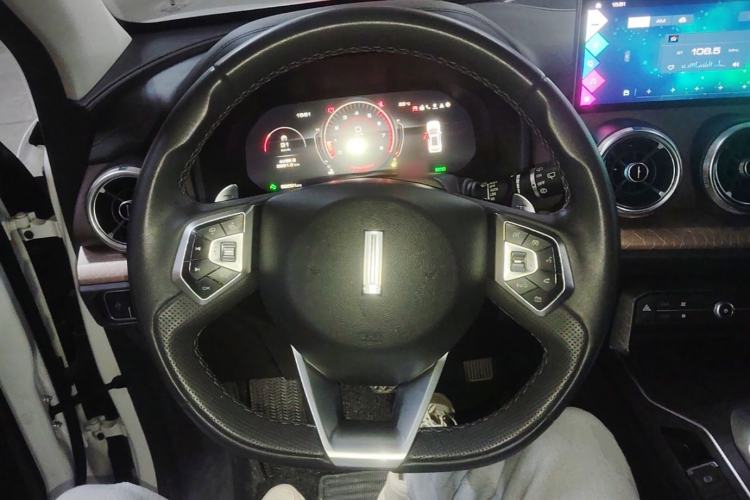 Used Wey VV5 2021 1.5T Two-Wheel Drive Smart Pioneer Steering Wheel