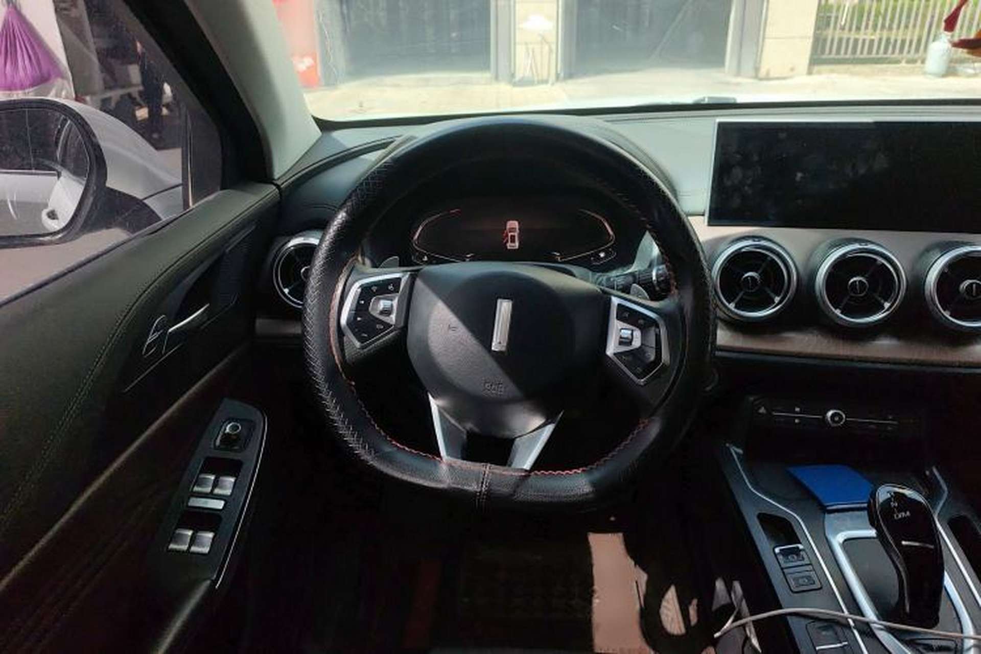 Used Wey VV5 2021 1.5T Two-Wheel Drive Smart Pioneer Steering Wheel