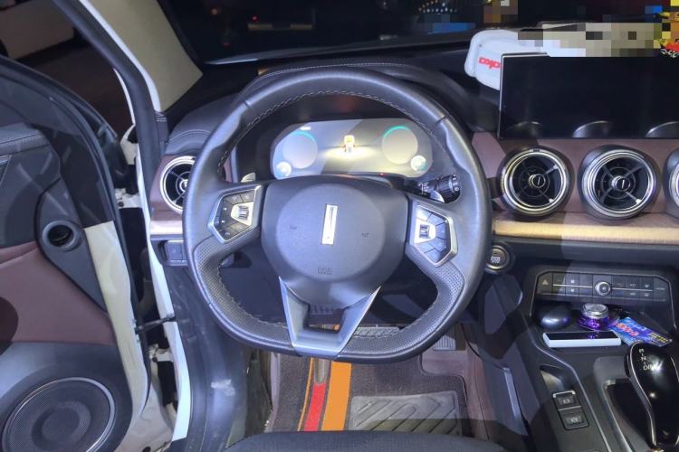 Used Wey VV5 2021 1.5T Two-Wheel Drive Smart Pioneer Steering Wheel