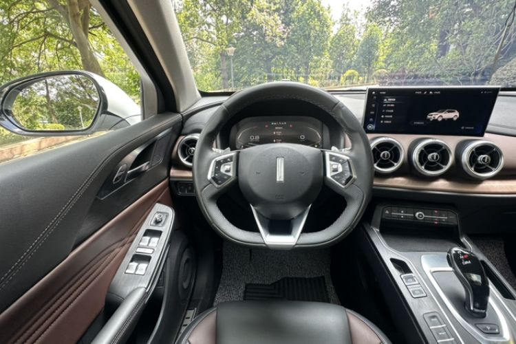 Used Wey VV5 2021 1.5T Two-Wheel Drive Smart Pioneer Steering Wheel