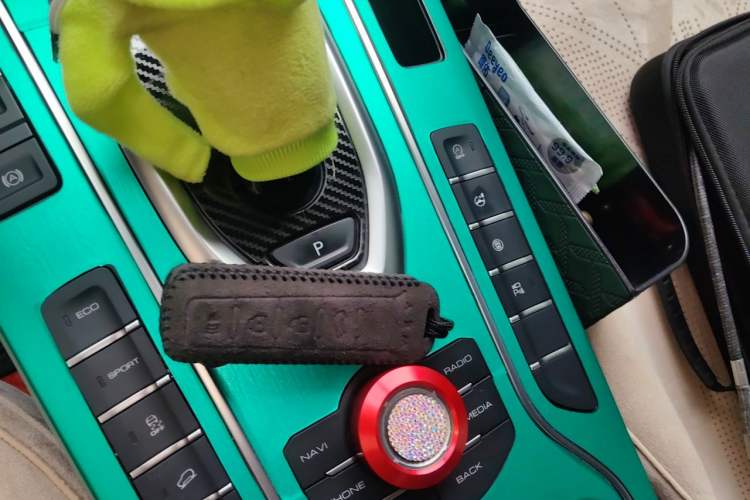 Used Wey VV5 2021 1.5T Two-Wheel Drive Color Pioneer Vehicle Key