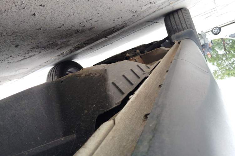 Used Wey VV6 2021 2.0T Two-Wheel Drive Smart Protection+ Left Side Sill