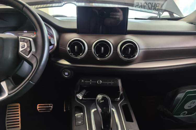 Used Wey VV6 2018 2.0T Two-Wheel Drive Flagship Version China V Standard Audio And AC Panel