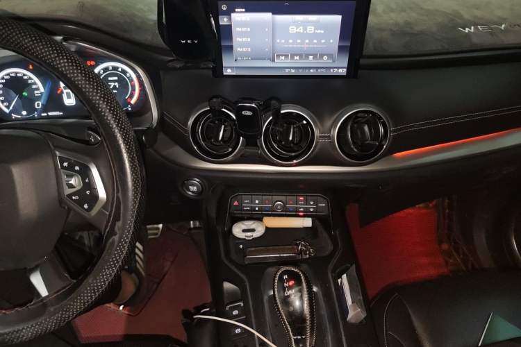 Used Wey VV6 2018 2.0T Two-Wheel Drive Flagship Version China V Standard Audio And AC Panel
