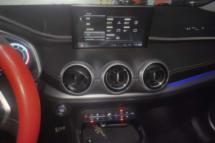 Used Wey VV6 2018 2.0T Two-Wheel-Drive Ultra-Luxury Version China V Standard Audio And AC Panel