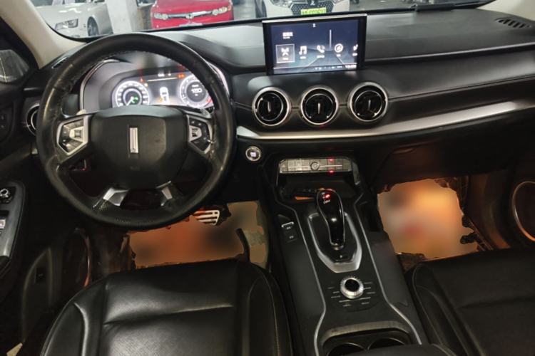 Used Wey VV6 2018 2.0T Two-Wheel-Drive Ultra-Luxury Version China V Standard Center Console