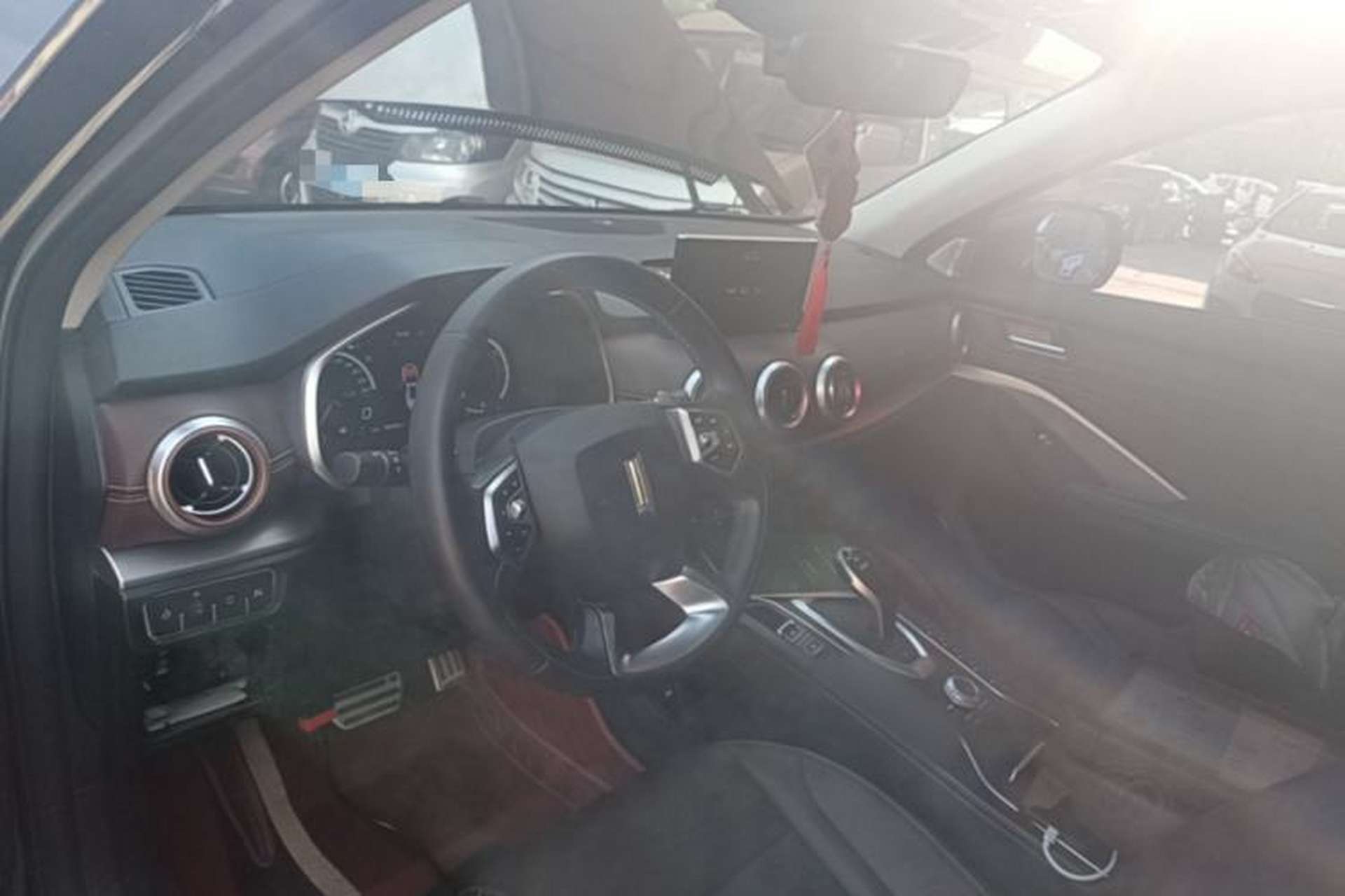 Used Wey VV6 2018 2.0T Two-Wheel-Drive Ultra-Luxury Version China V Standard Center Console