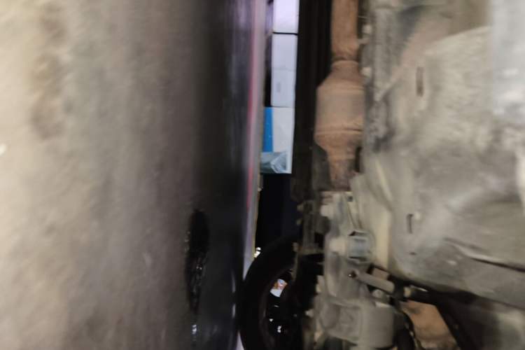 Used Wey VV6 2018 2.0T Two-Wheel-Drive Ultra-Luxury Version China V Standard Chassis Front Right