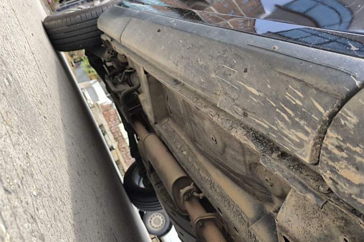 Used Wey VV6 2018 2.0T Two-Wheel Drive Flagship Version China V Standard Chassis Front Right