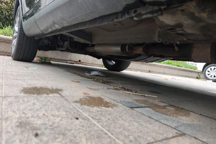 Used Wey VV6 2018 2.0T Four-Wheel Drive Flagship Version China V Standard Chassis Front Right