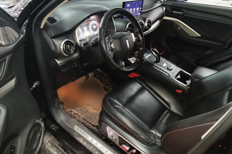 Used Wey VV6 2018 2.0T Two-Wheel-Drive Ultra-Luxury Version China V Standard Driver Seat