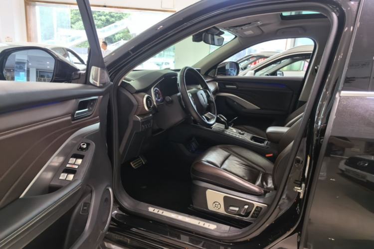 Used Wey VV6 2018 2.0T Two-Wheel Drive Flagship Version China V Standard Driver Seat