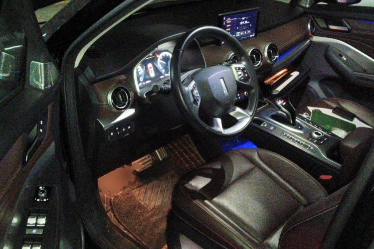 Used Wey VV6 2018 2.0T Two-Wheel-Drive Ultra-Luxury Version China V Standard Driver Seat