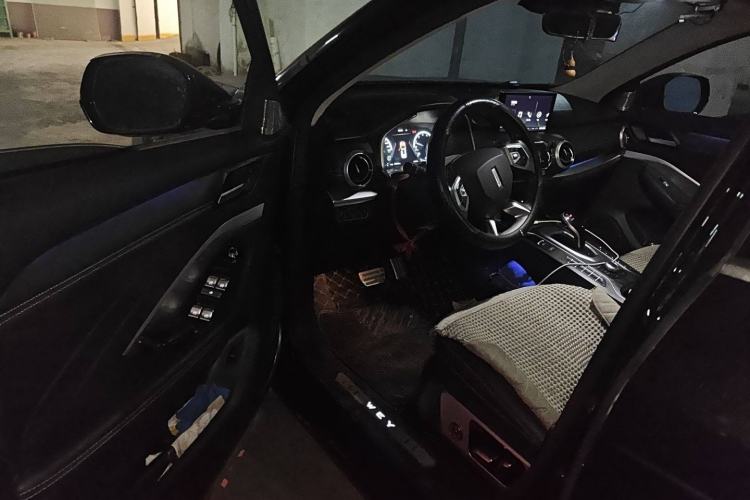 Used Wey VV6 2018 2.0T Two-Wheel-Drive Ultra-Luxury Version China V Standard Driver Seat
