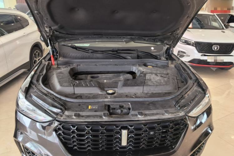 Used Wey VV6 2018 2.0T Two-Wheel Drive Flagship Version China V Standard Engine Bay