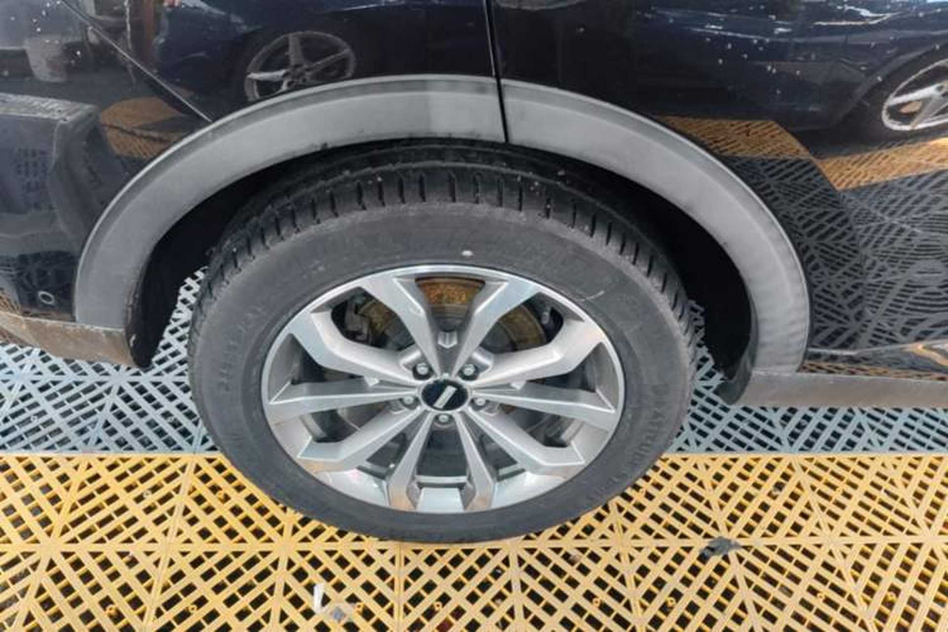 Used Wey VV6 2018 2.0T Two-Wheel Drive Flagship Version China V Standard Exterior 5